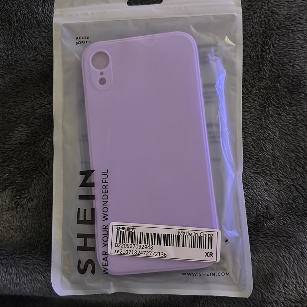 iPhone XR purple phone case.